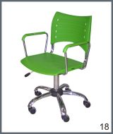 cadeira pl�stica iso c/ bra�os