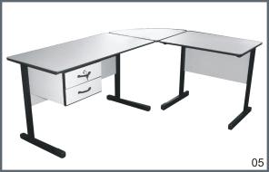 conjunto em l - p&eacute;s de ferro